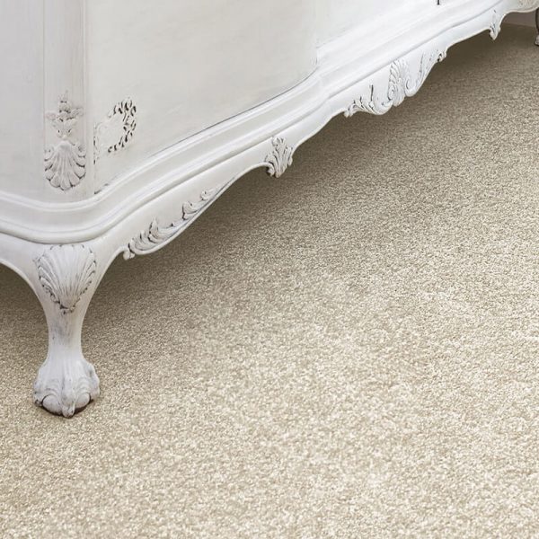 Featured Image Associated Weavers Promenade Carpet, soft Saxony pile flooring for comfortable and stylish interiors.